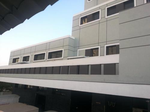 central kitchen 7